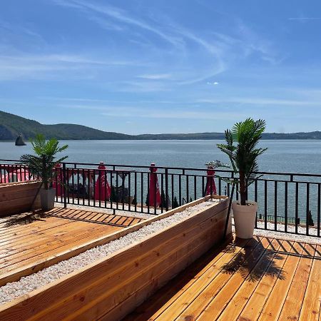 Pensiunea Danubio Moldova Noua Bagian luar foto